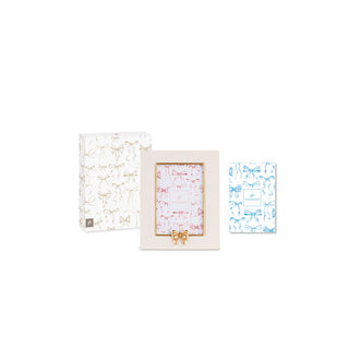 Moldura de Resina Laços e Caixa, 20x17 cm